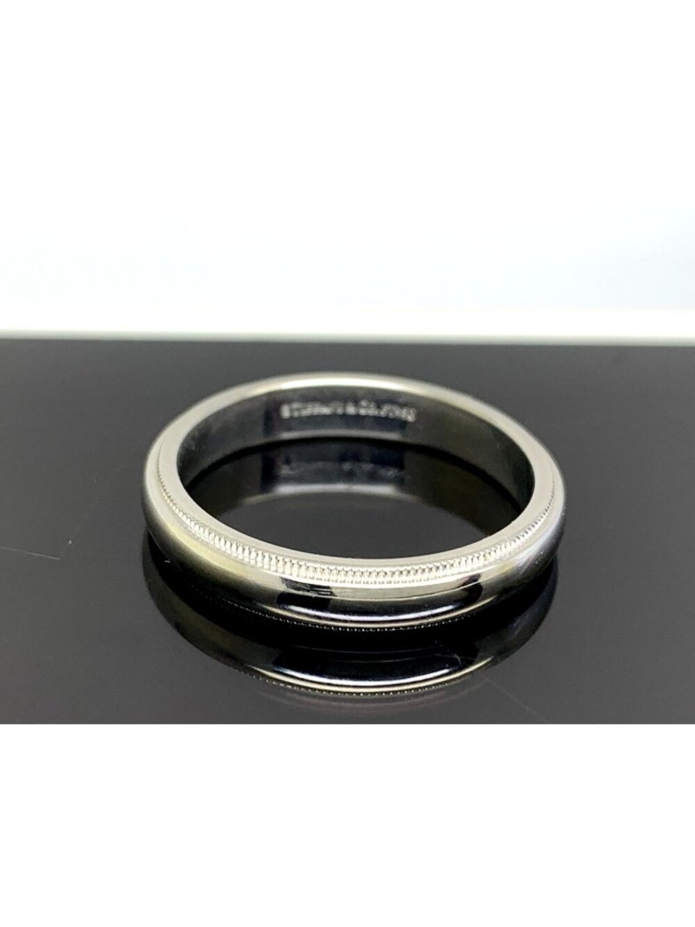 Tiffany & Co. Men's Wedding Band Platinum 950 Milgrain 4.1mm Wide Ring Size 10.5